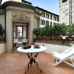 https://terrazza-de-medici.it-tuscanyhotel.com